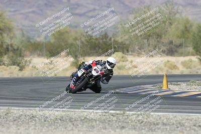 media/Oct-30-2025-Racers Edge (Thu) [[dabbdaf680]]/3-B Group/Session 5 (Turn 6)/